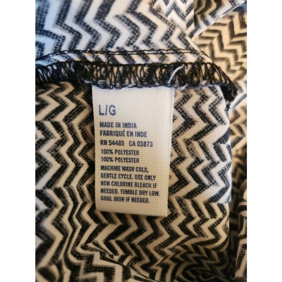 American Eagle Outfitters Chevron High Rise Shorts Size L Black and White - Picture 5 of 5